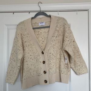 Old Navy sweater size large; new with tags